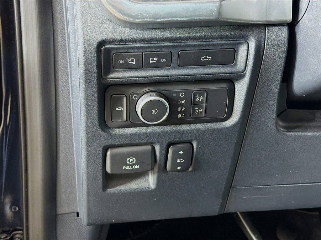 Used 2021 Ford F150 Lariat w/ Equipment Group 502A High image 32
