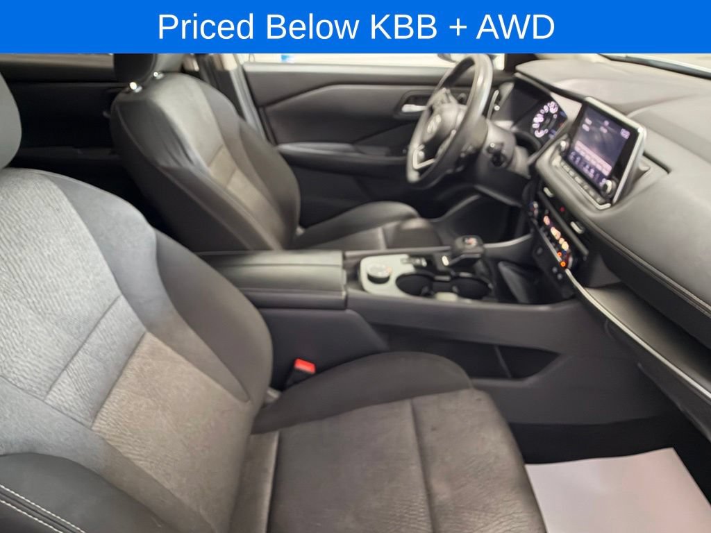 Used 2024 Nissan Rogue SV AWD/4WD image 21