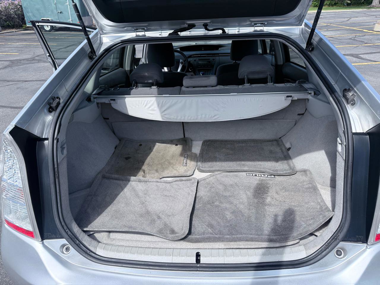 Used 2010 Toyota Prius Two image 11