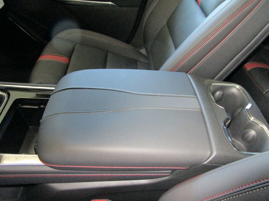 New 2026 Chevrolet Traverse RS w/ LPO, Floor Liner Package image 35