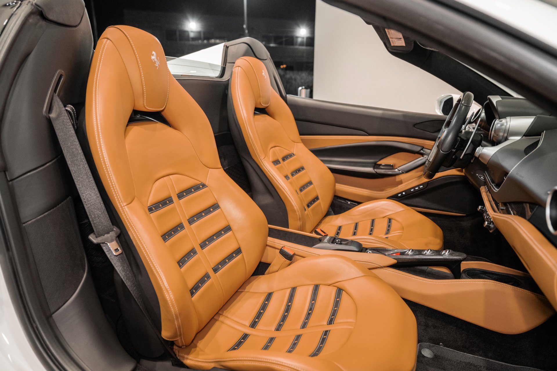 Used 2023 Ferrari F8 Tributo image 23