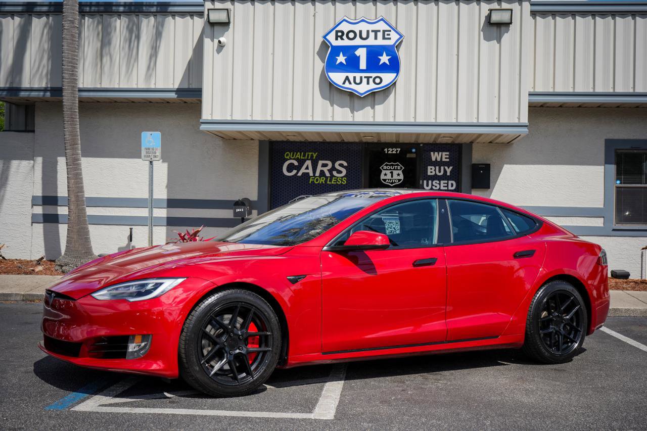 Used 2017 Tesla Model S 90D image 2