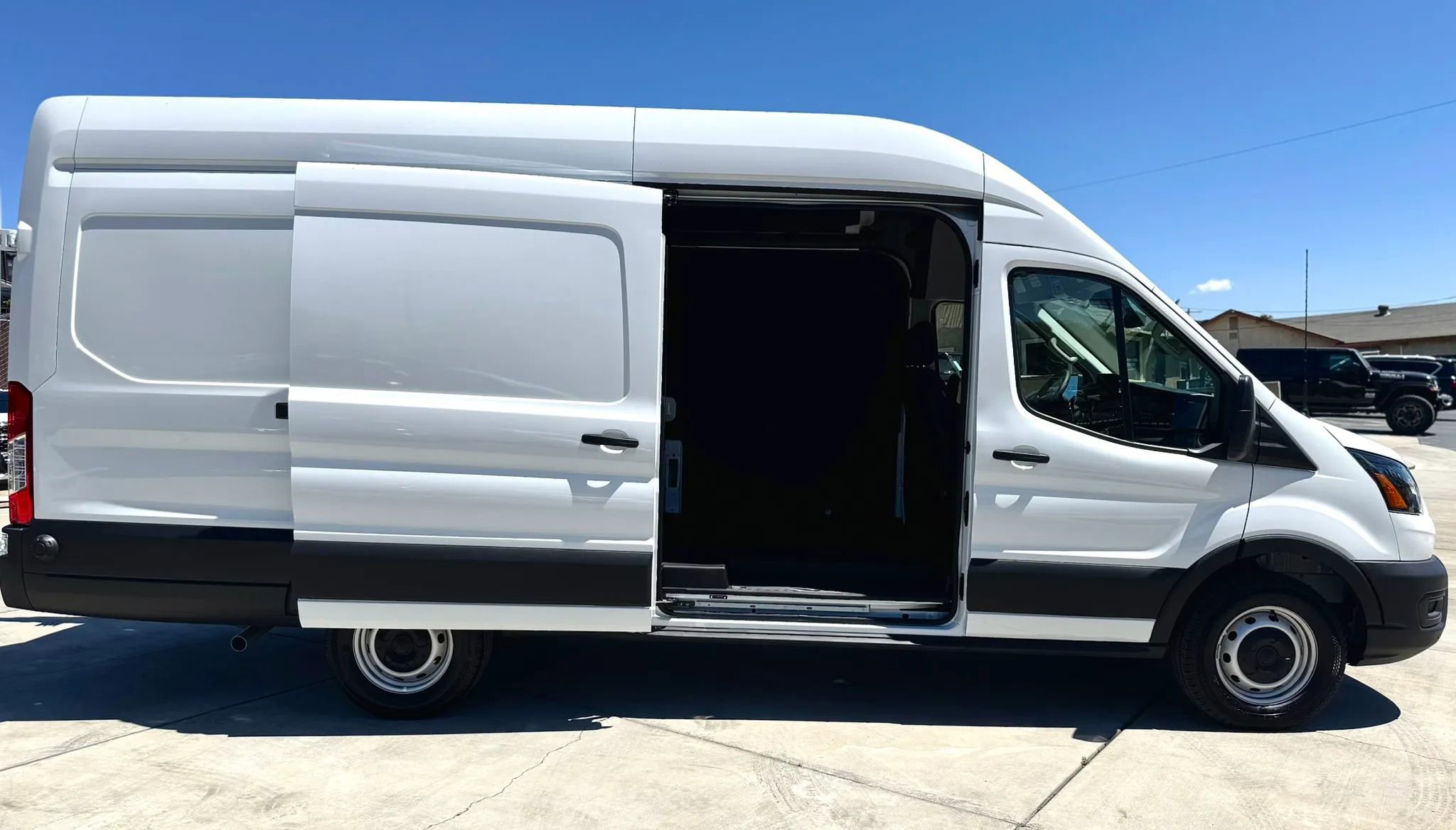 Used 2026 Ford Transit 350 148 High Roof Extended w/ Load Area Protection Package image 15