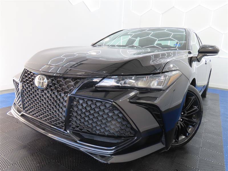 Used 2019 Toyota Avalon XSE w/ All Weather Liner Package FWD image 1