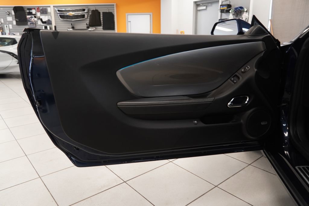 Used 2011 Chevrolet Camaro LT w/ RS Package image 6