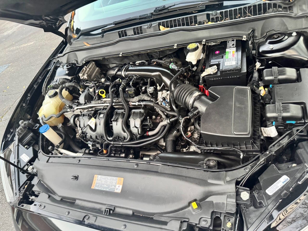 Used 2020 Ford Fusion Titanium image 27