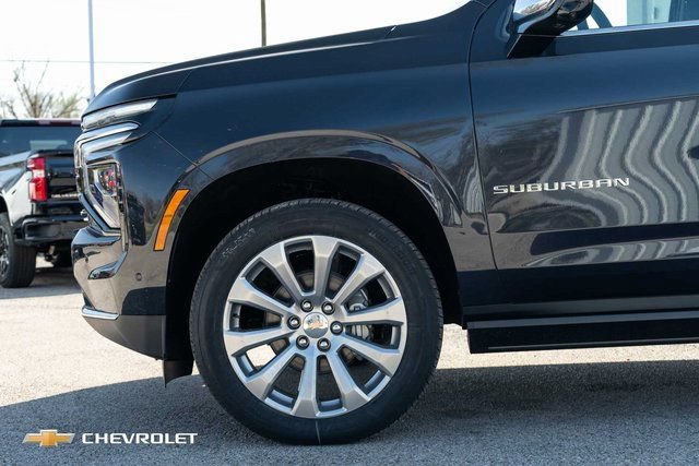 New 2026 Chevrolet Suburban Premier RWD image 11