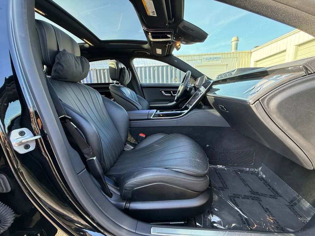 Used 2023 Mercedes-Benz S 500 4MATIC w/ AMG Line image 27