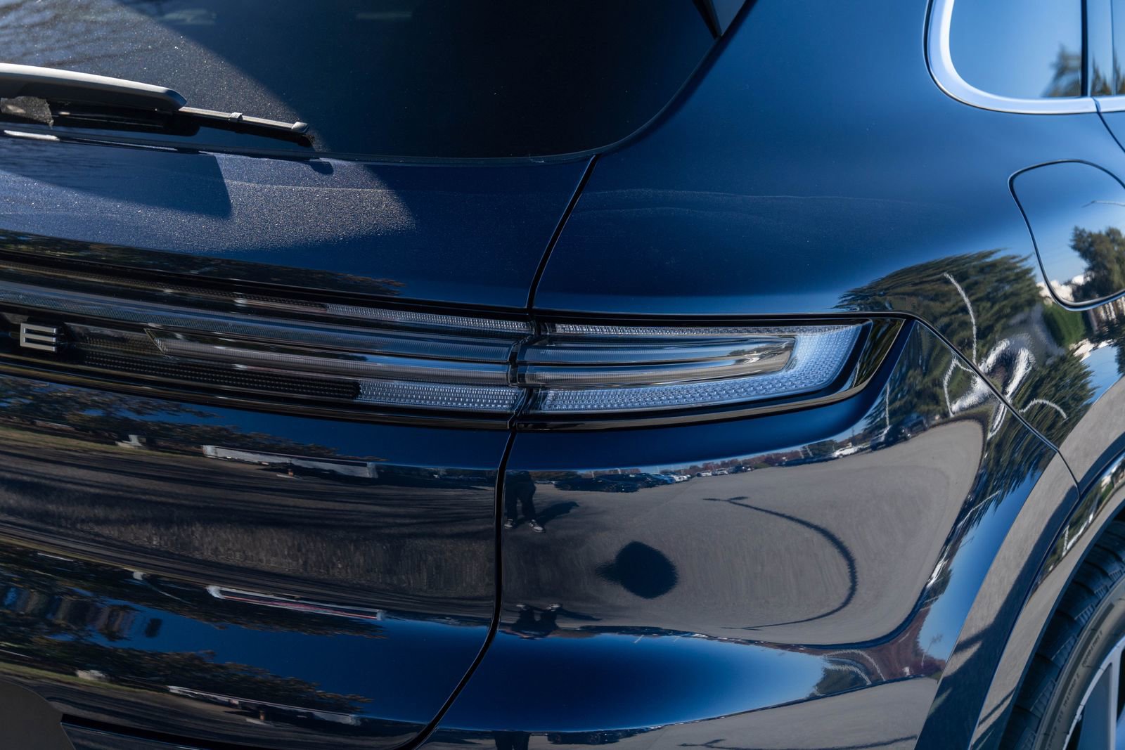 Used 2025 Porsche Cayenne image 14