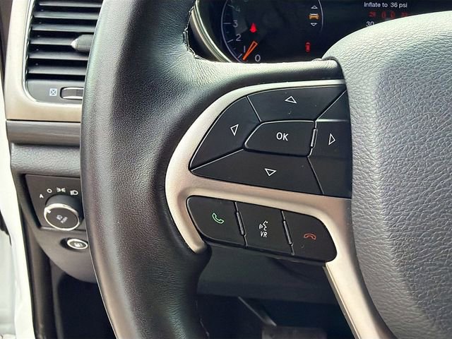 Used 2022 Jeep Grand Cherokee Laredo X AWD/4WD image 36