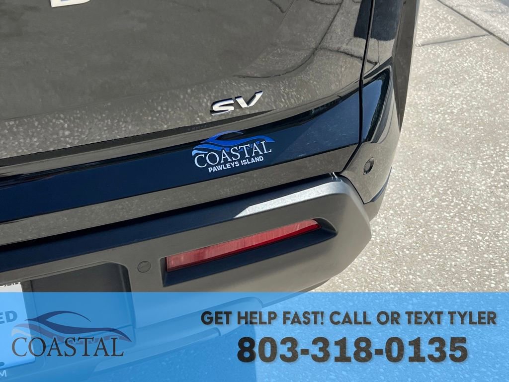 Certified 2024 Nissan Pathfinder SV FWD image 30