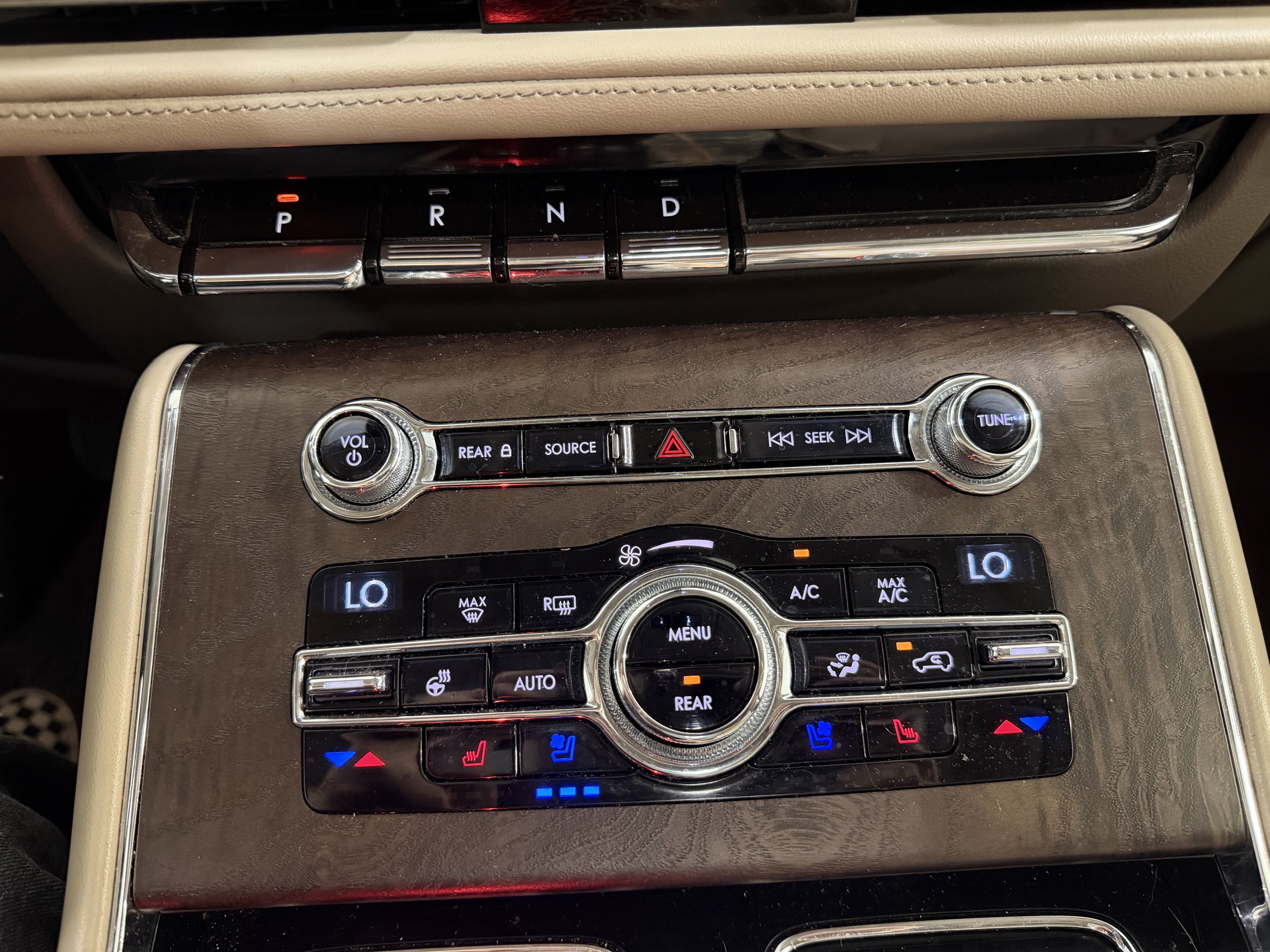 Used 2020 Lincoln Aviator Reserve w/ Equipment Group 202A AWD/4WD image 10