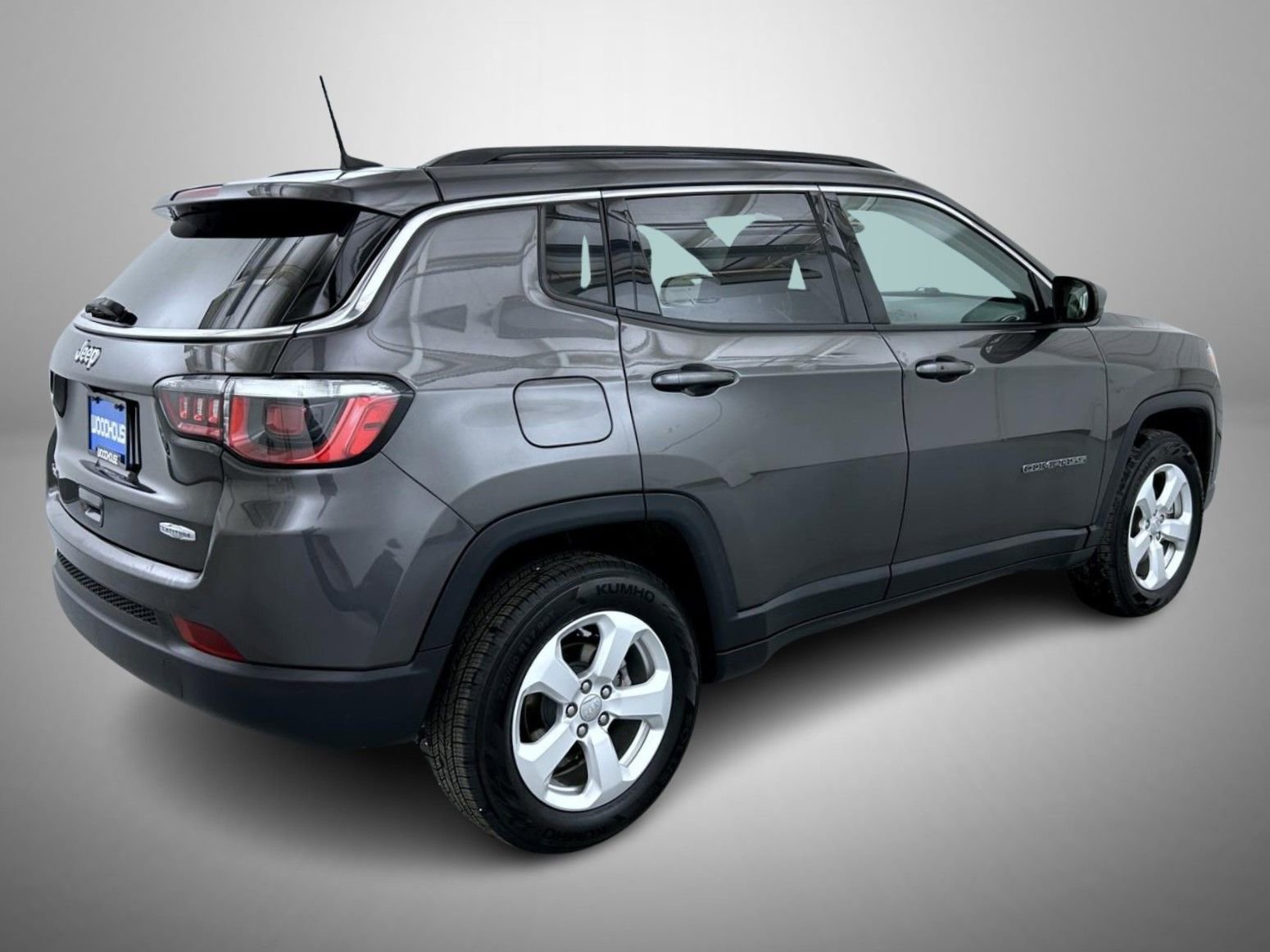 Used 2020 Jeep Compass Latitude w/ Cold Weather Group AWD/4WD image 5