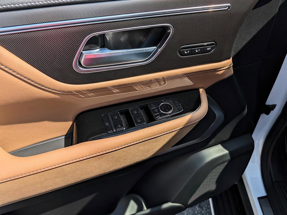 New 2026 INFINITI QX80 Luxe AWD/4WD image 10