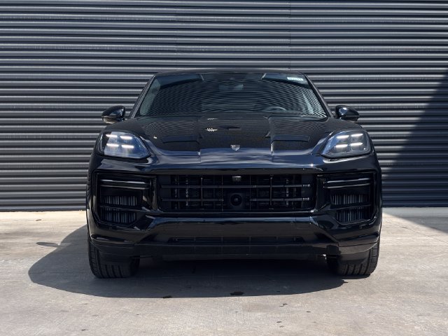 New 2026 Porsche Cayenne Turbo AWD/4WD image 9