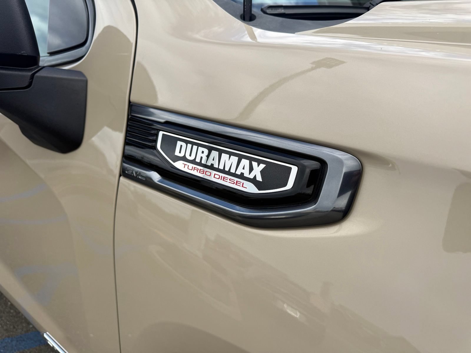 Used 2023 GMC Sierra 1500 AT4 w/ Technology Package AWD/4WD image 10
