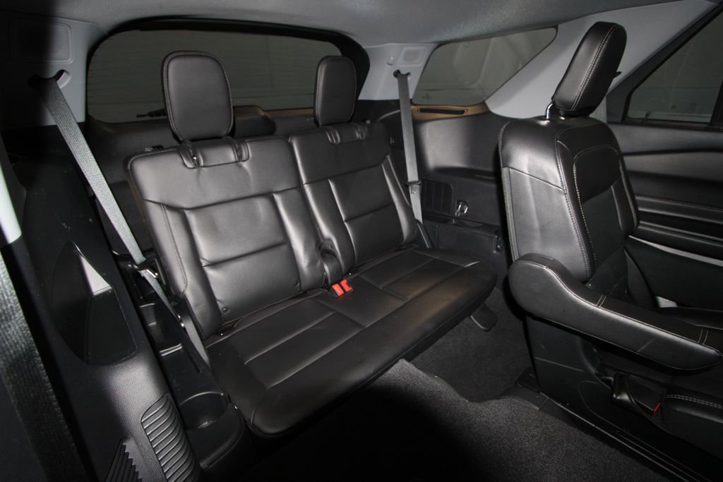 Used 2023 Ford Explorer Limited w/ Limited Technology Package image 33