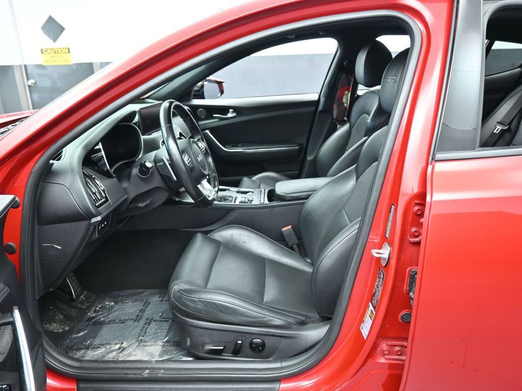 Used 2023 Kia Stinger GT-Line w/ Sun & Sound Package image 11