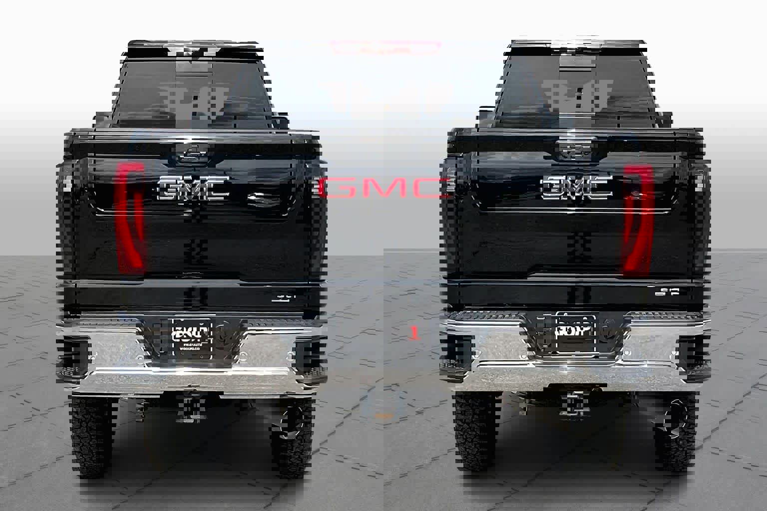 Used 2025 GMC Sierra 2500 SLT w/ Texas SLT Premium Package image 5