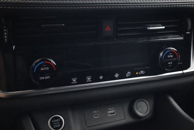 Used 2023 Nissan Rogue SV image 19