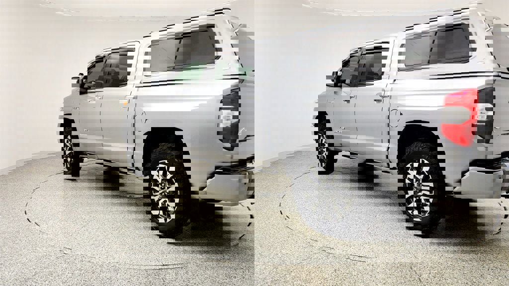 Used 2018 Toyota Tundra Limited AWD/4WD image 7
