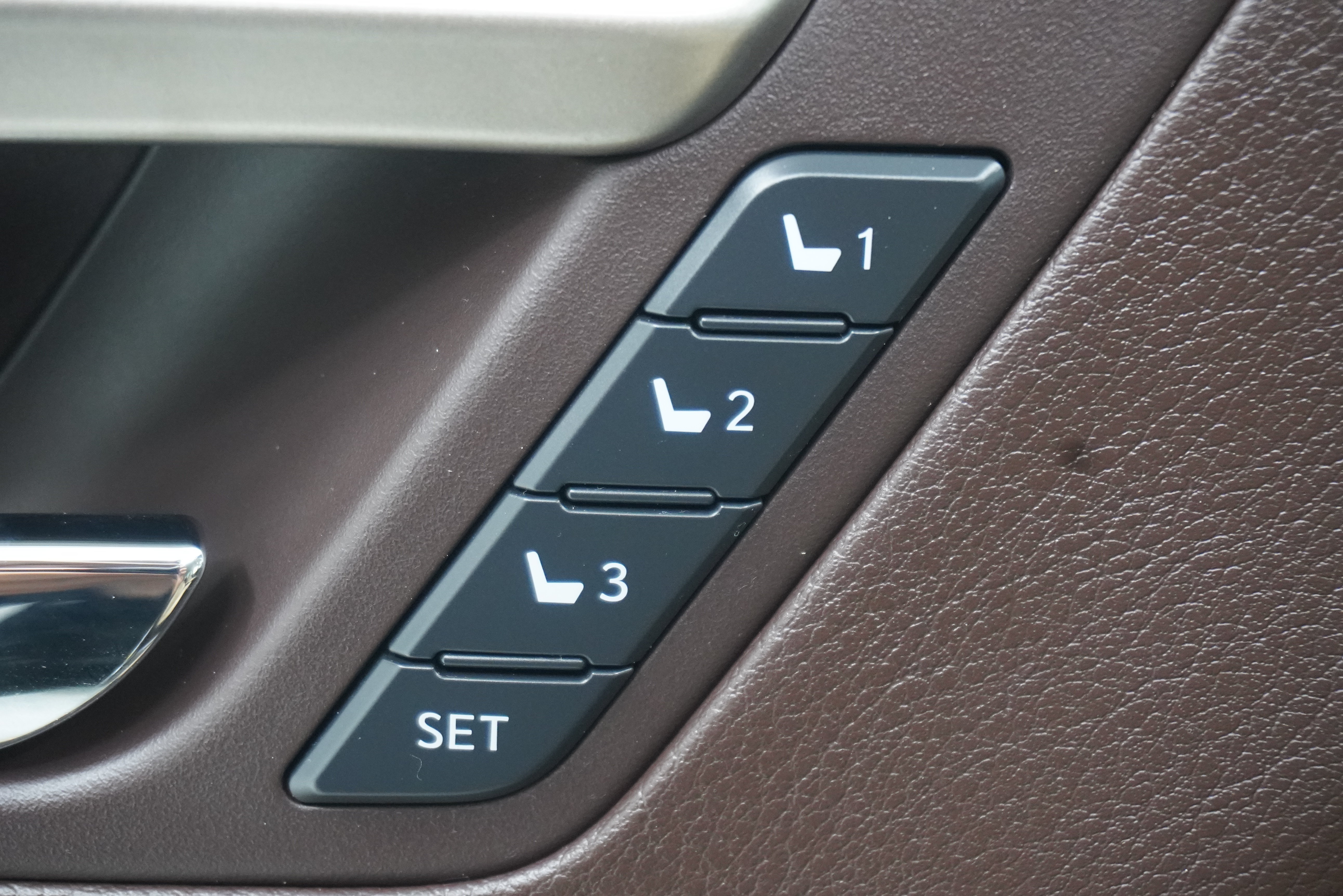 Used 2016 Lexus RX 350 AWD w/ Luxury Package image 16