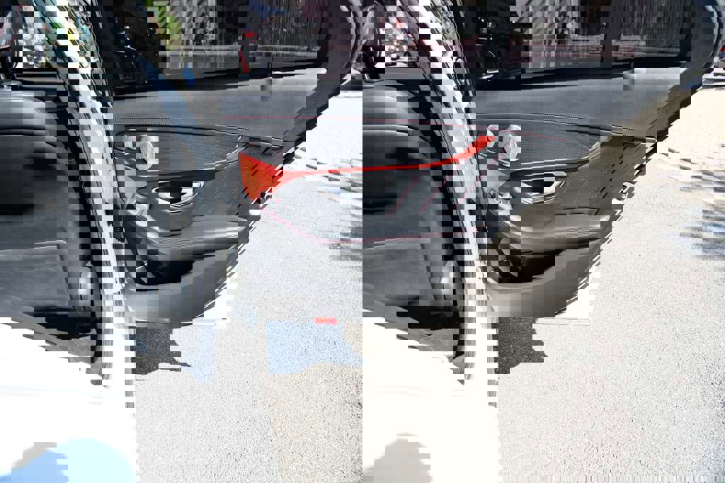 Used 2016 Mercedes-Benz C 63 AMG S image 26