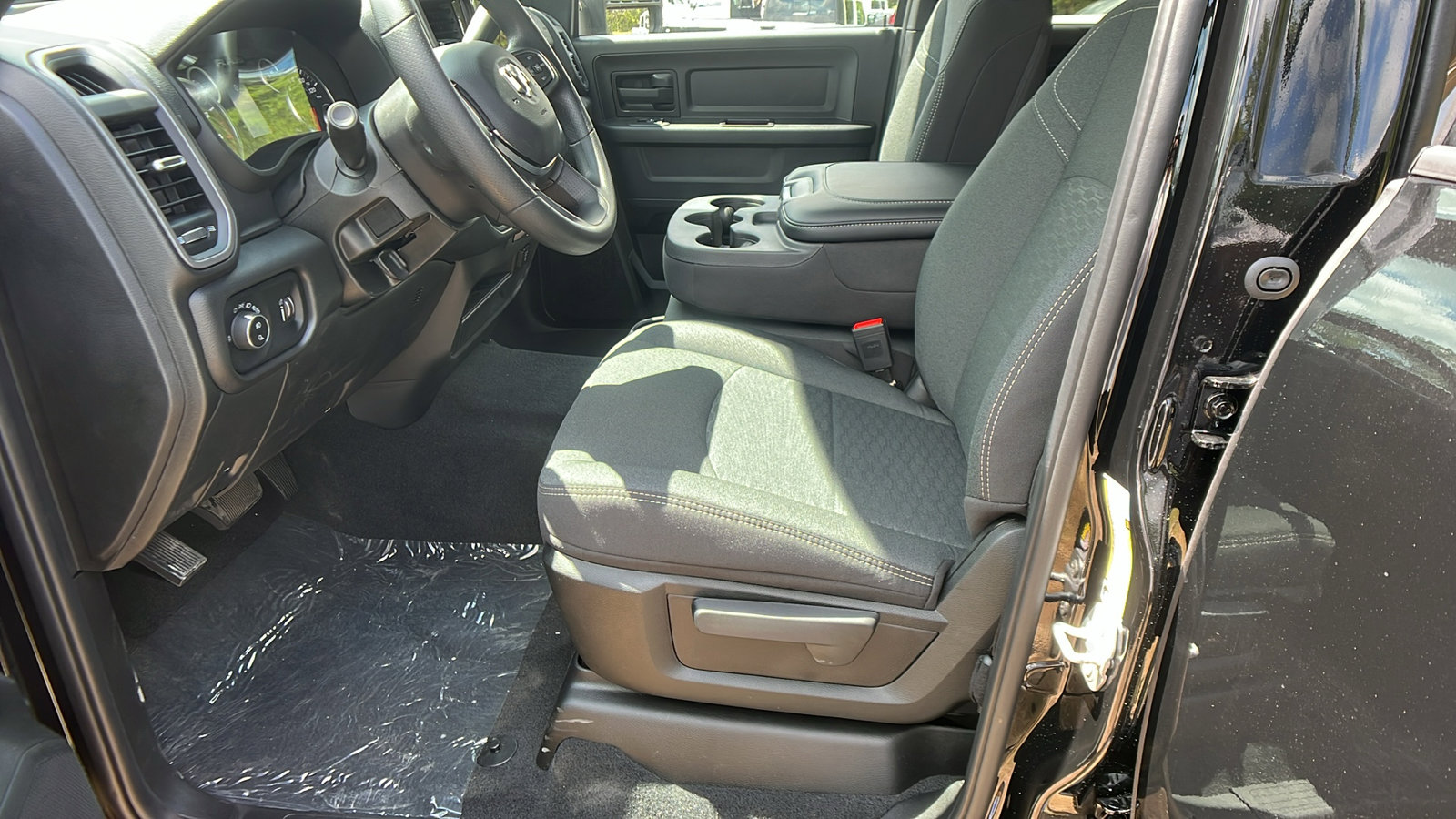 New 2025 RAM 2500 Tradesman image 16