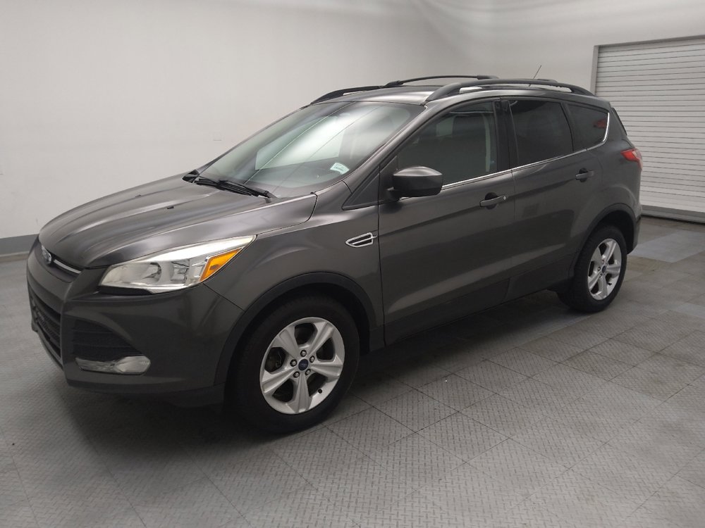 Used 2015 Ford Escape SE w/ Equipment Group 201A AWD/4WD image 2