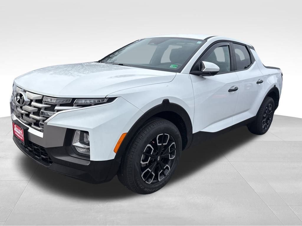 Used 2022 Hyundai Santa Cruz SE w/ Cargo Package image 2