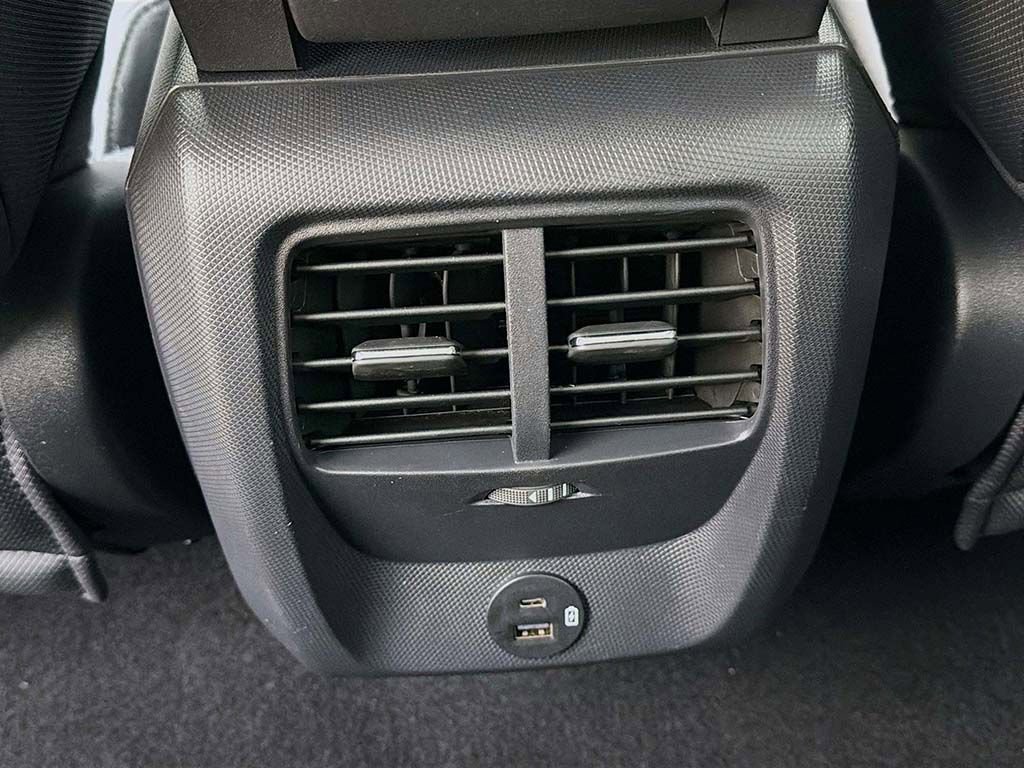 Used 2021 Ford Mustang Mach-E Select image 37