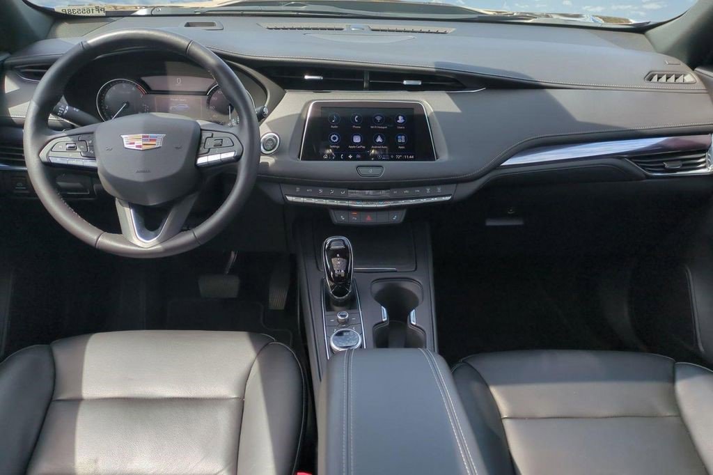 Certified 2023 Cadillac XT4 Luxury w/ Cold Weather Package image 13