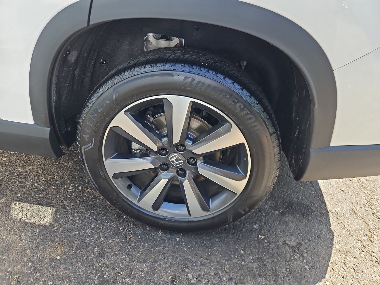 Used 2024 Honda Pilot Touring image 27