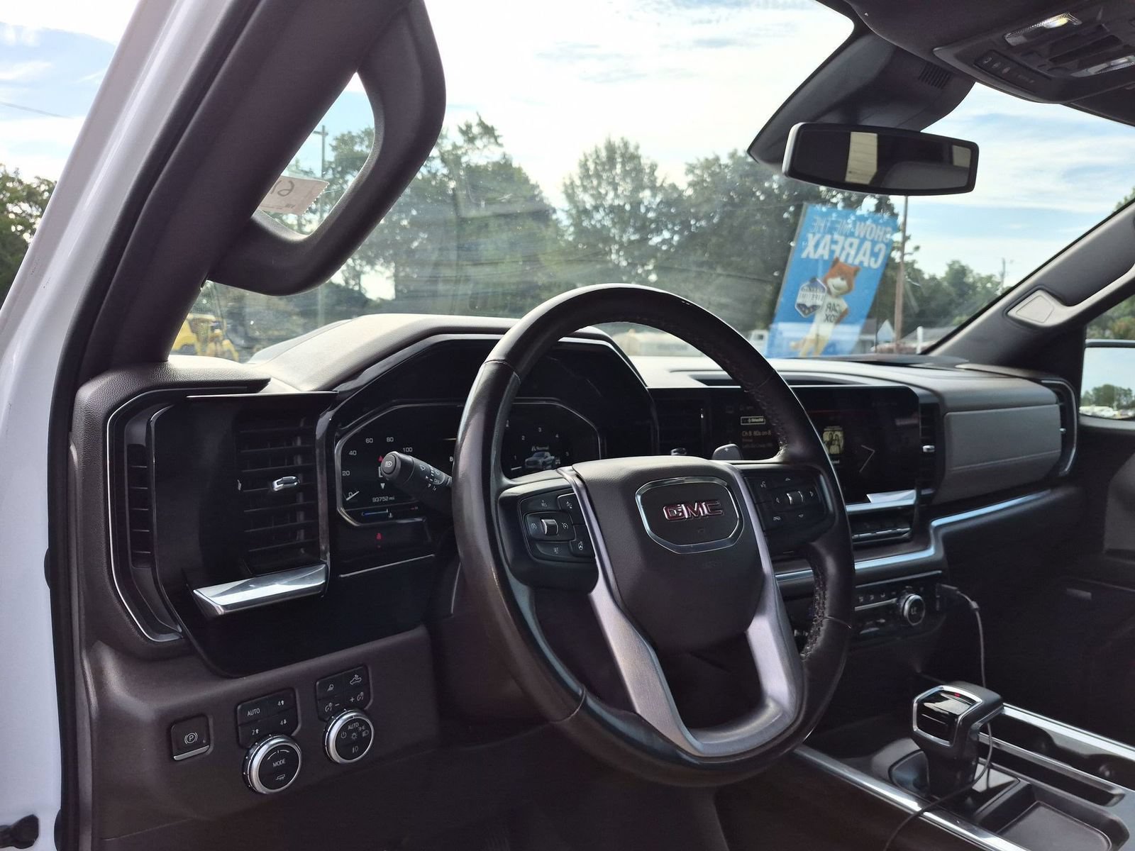 Certified 2023 GMC Sierra 1500 SLT w/ SLT Premium Package AWD/4WD image 10