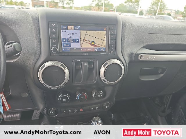Used 2015 Jeep Wrangler Sahara w/ Dual Top Group AWD/4WD image 17
