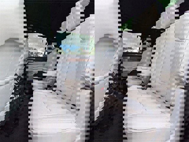 New 2026 Cadillac Vistiq Luxury image 14