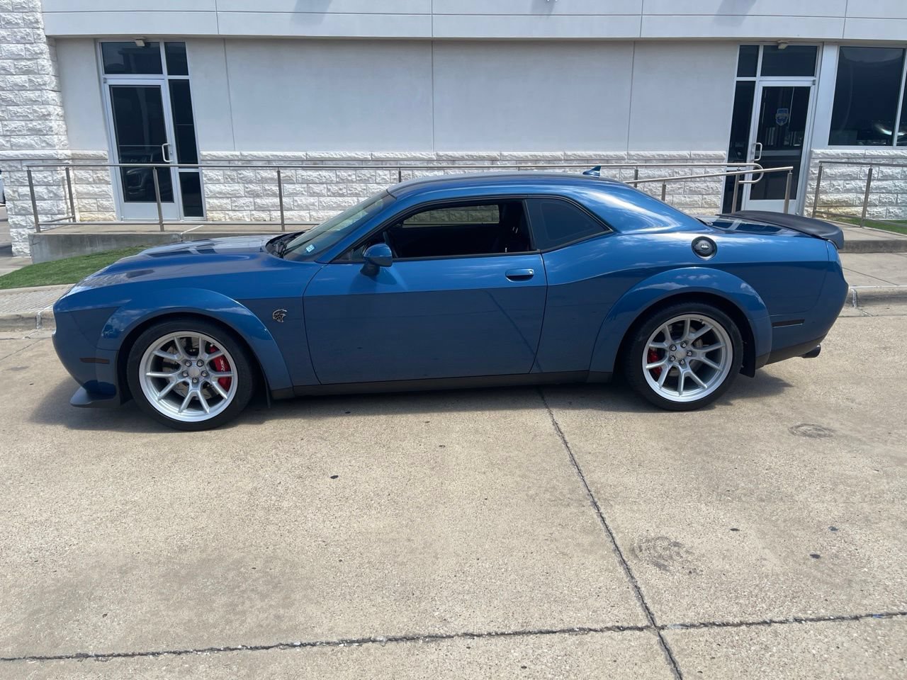 Used 2021 Dodge Challenger SRT Hellcat Redeye RWD image 3