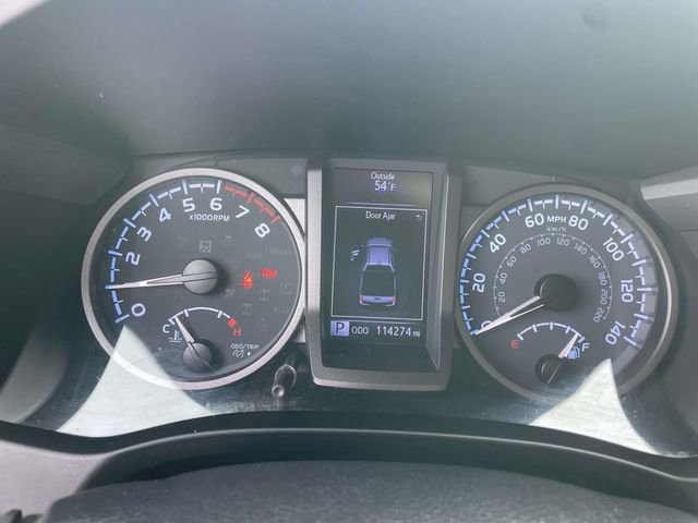 Used 2020 Toyota Tacoma TRD Sport image 17