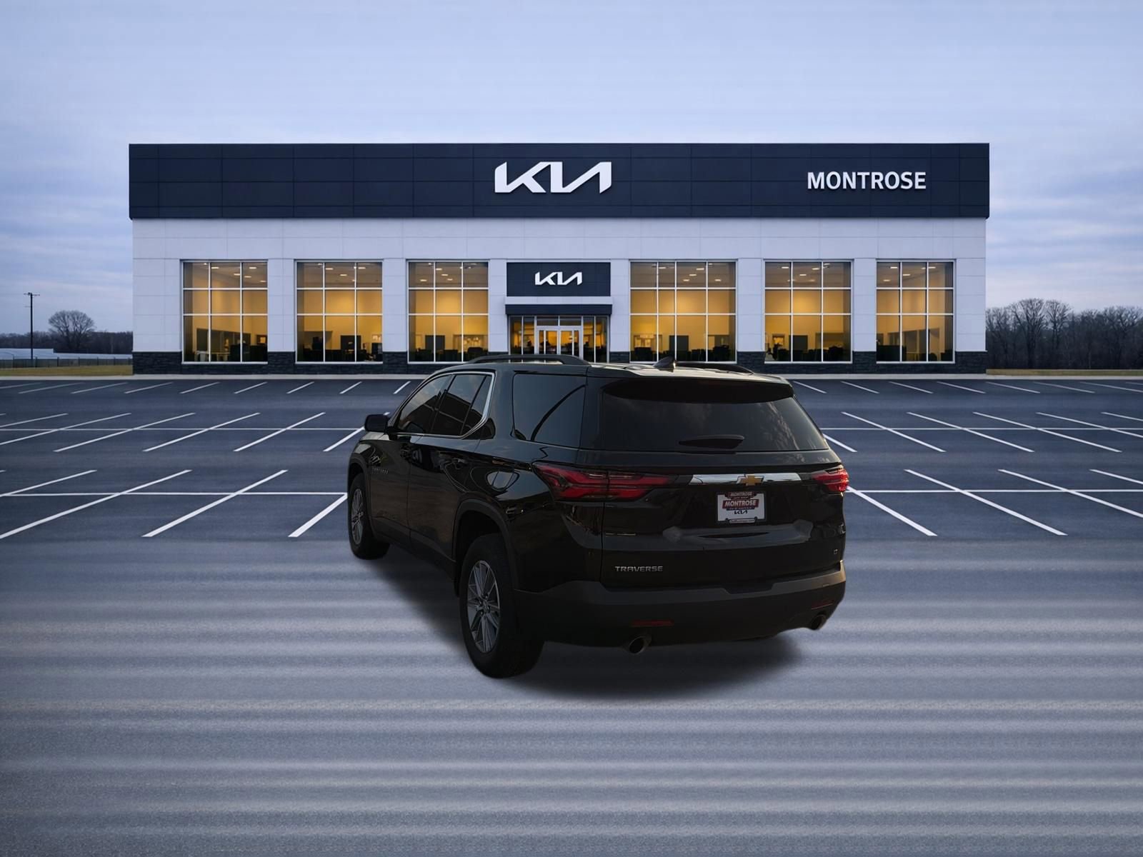 Used 2023 Chevrolet Traverse LT image 7