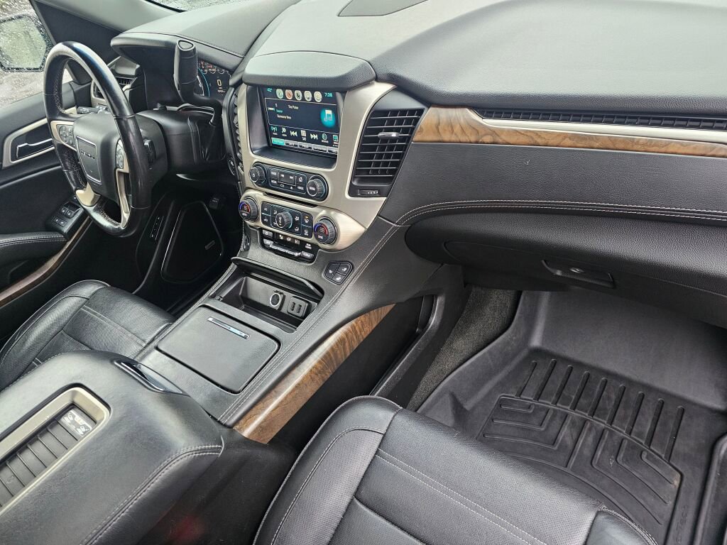 Used 2018 GMC Yukon XL Denali w/ Denali Ultimate Package image 14