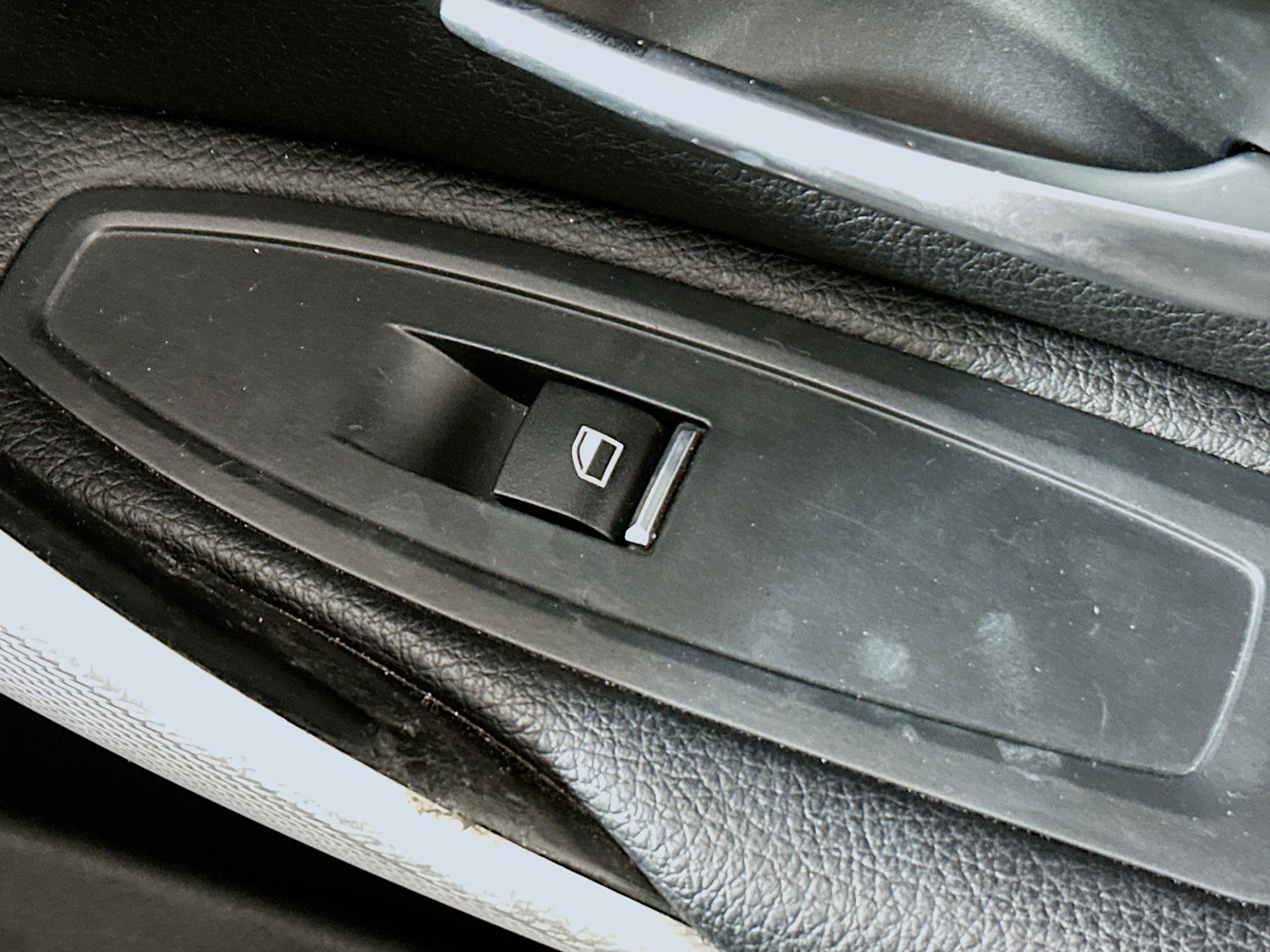 Used 2018 BMW 430i Convertible RWD image 28