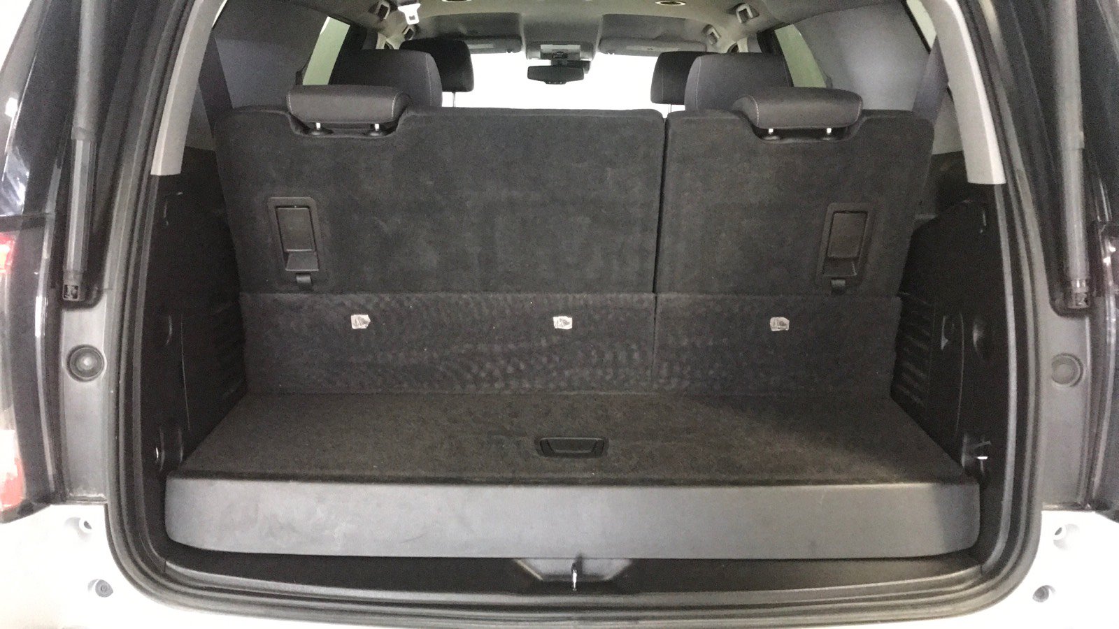 Used 2016 GMC Yukon SLE w/ Convenience Package RWD image 13