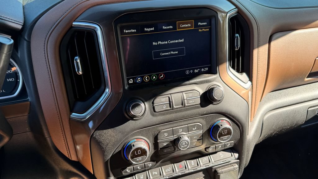 Used 2021 Chevrolet Silverado 3500 High Country w/ Z71 Off-Road Package AWD/4WD image 4