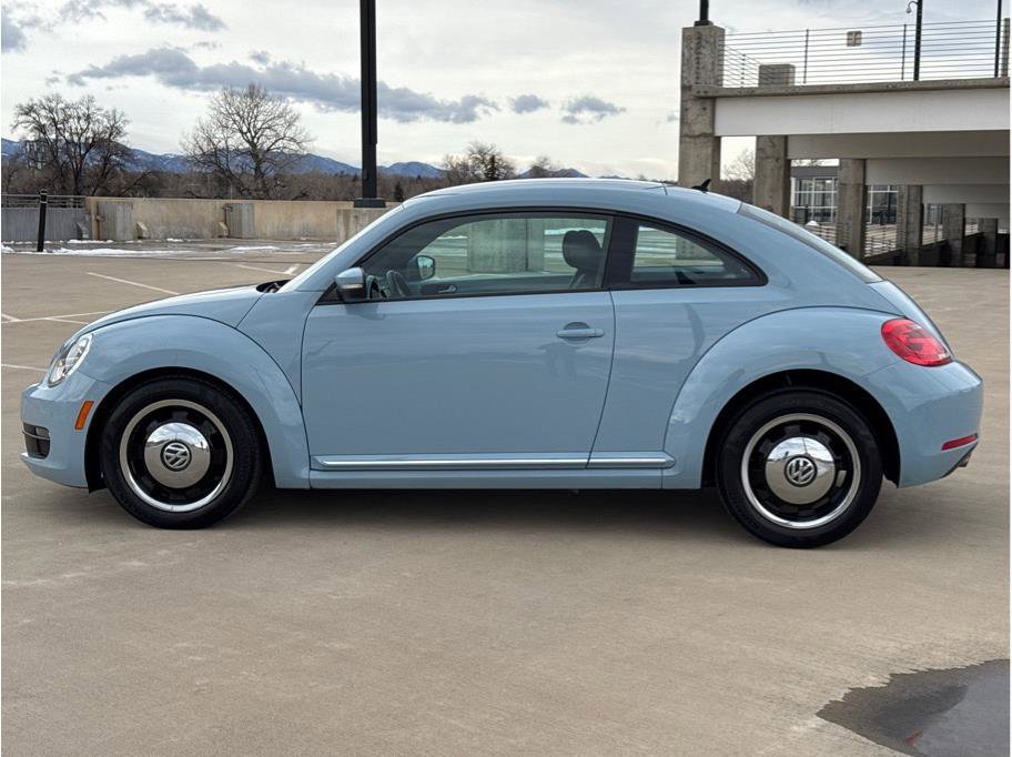 Used 2013 Volkswagen Beetle 2.5 image 4