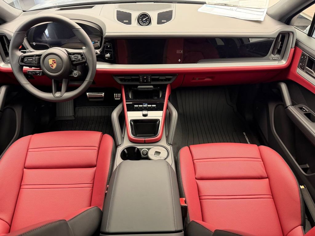 New 2026 Porsche Cayenne Coupe AWD/4WD image 15
