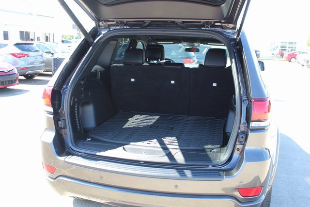 Used 2021 Jeep Grand Cherokee Laredo X image 5