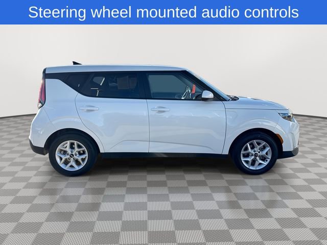 Certified 2023 Kia Soul LX w/ LX Technology Package image 12