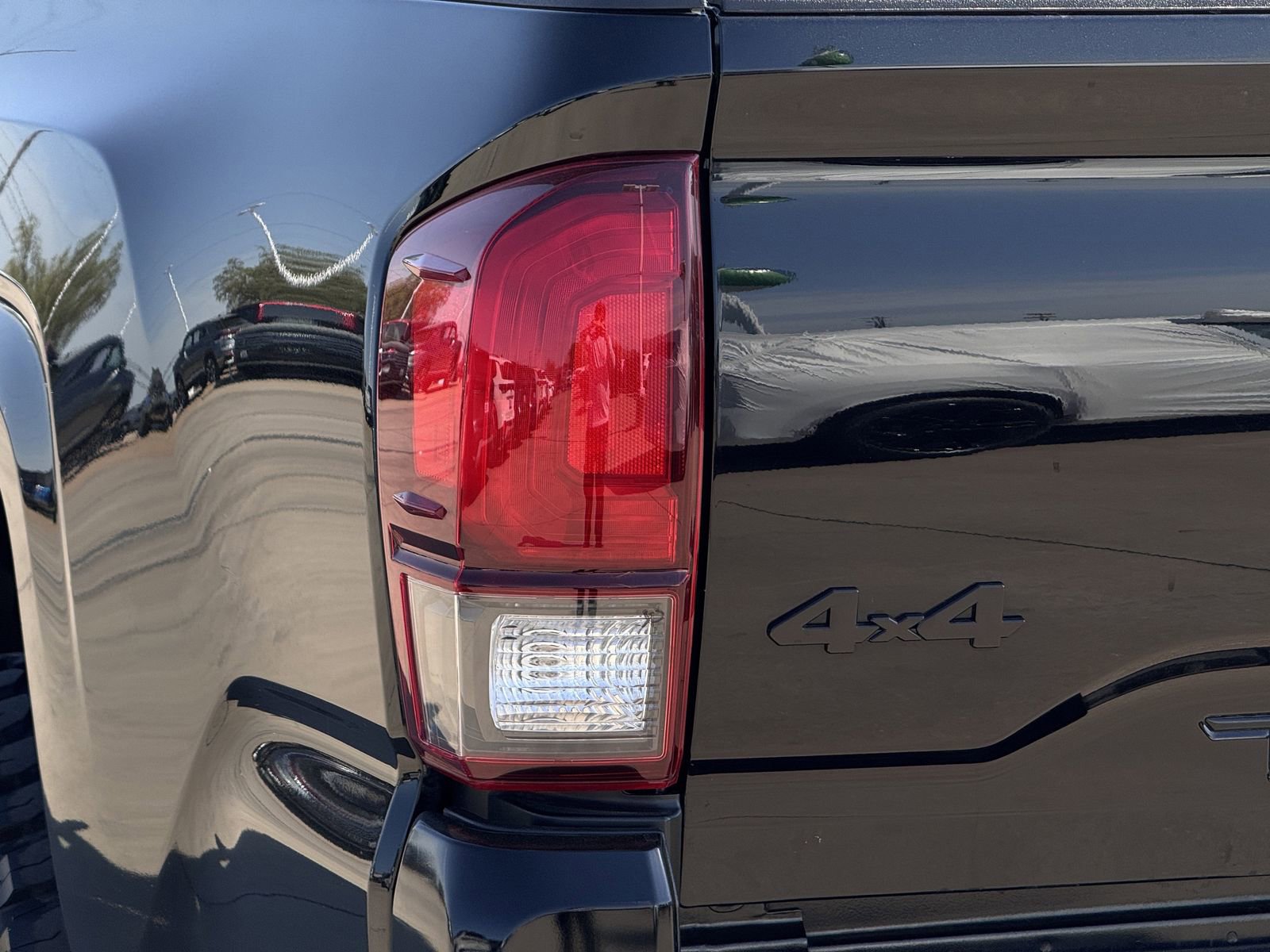 Used 2023 Toyota Tacoma SR image 12