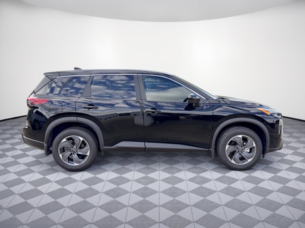 Certified 2026 Nissan Rogue SV FWD image 8