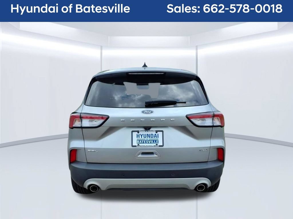 Used 2022 Ford Escape SEL FWD image 4